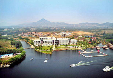 山東濟(jì)寧萬(wàn)紫千紅度假區(qū)